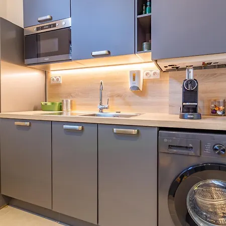 Appartamento Cr3, Duplex Climatisé Et Confortable En Hypercentre De Troyes, Maison à Colombage
