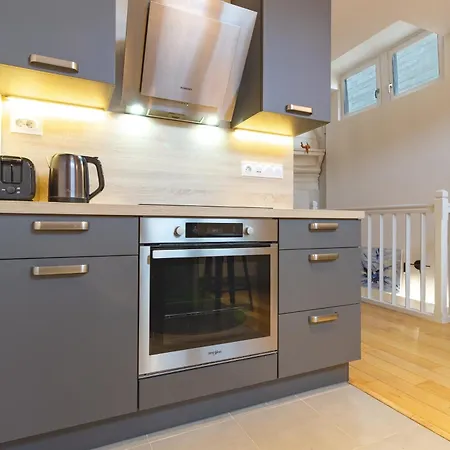 Cr3, Duplex Climatisé Et Confortable En Hypercentre De Troyes, Maison à Colombage Appartamento Troyes